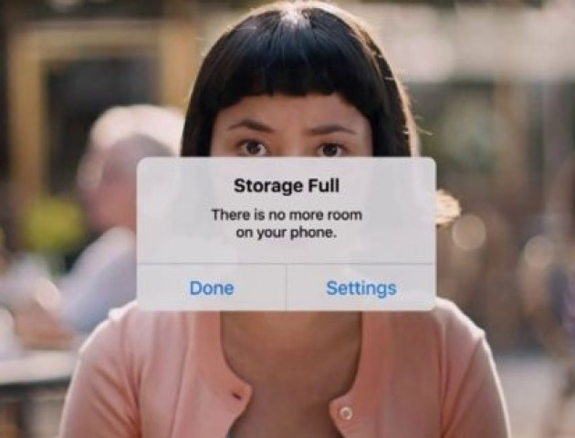 Компанія Google потролила iPhone у новенькій рекламі. ВІДЕО