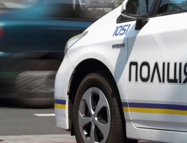«Форсаж»: у Харкові патрульне авто зробило ефектний маневр