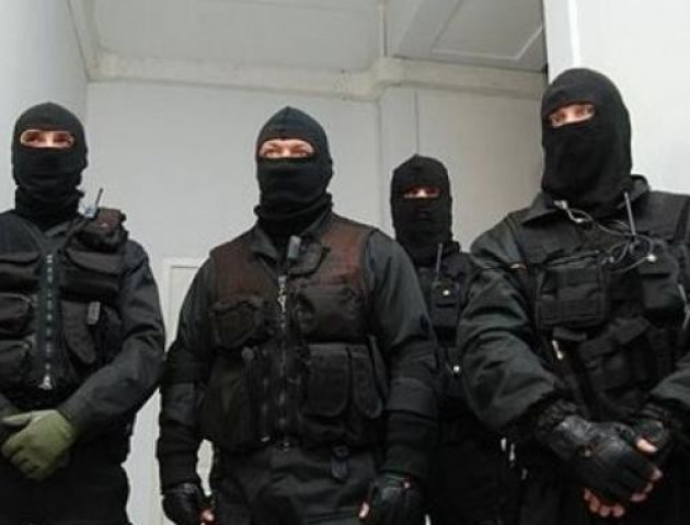 Рада ухвалила закон, який захистить бізнес від «маски-шоу»