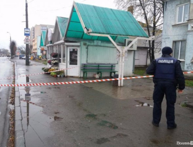 На луцькій зупинці виявили підозрілу сумку