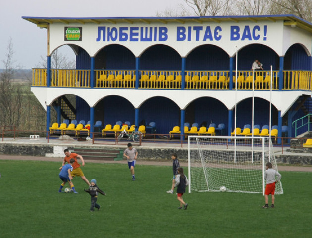 Як розвивають футбол на Любешівщині