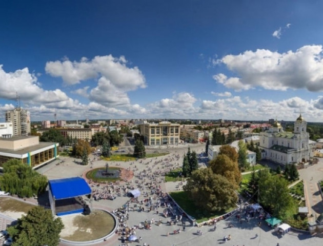 Члени комісії не змогли обрати гімн Луцька
