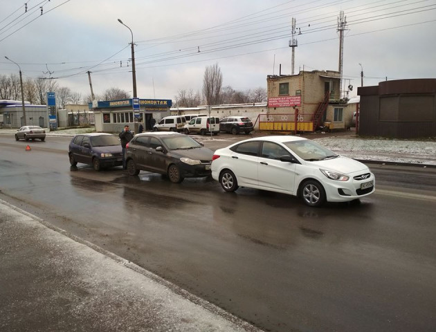 У Луцьку три автівки спричинили ДТП