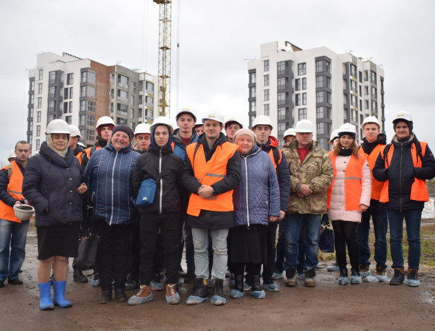 Унікальна екскурсія по житловому комплексі «Супернова»