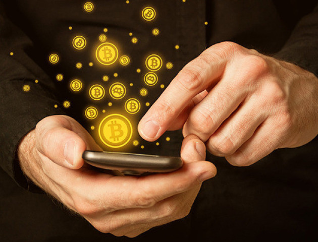 Біткойн продовжує бити рекорди. Вже більше 8600 доларів