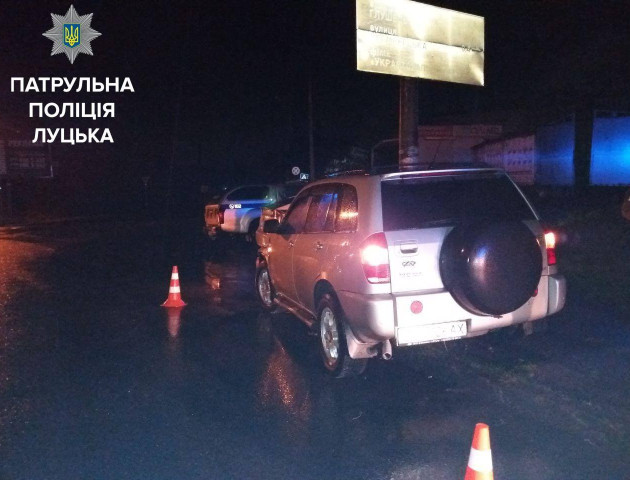 У Луцьку за ніч трапилося дві аварії