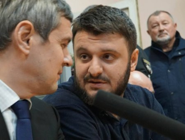 Стало відомо, коли на Авакова-молодшого одягнуть електронний браслет