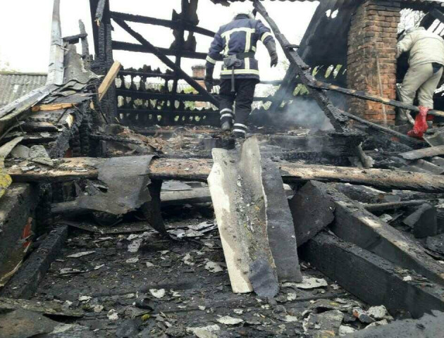 На Волині ліквідували дві пожежі у житловому секторі