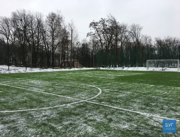 У Нововолинську відкрили новий спортивний майданчик. ФОТО