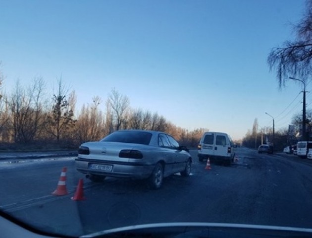 У Луцьку на одній вулиці трапилися дві ДТП. ФОТО