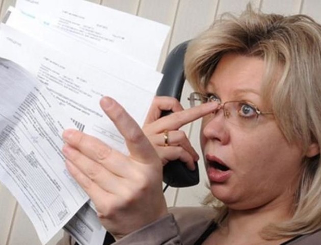 А ви ще скаржитеся на комуналку? Жінка у США отримала рахунок за світло на $284 млрд