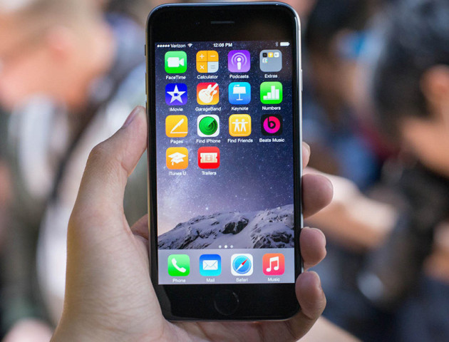 Apple вибачилася за уповільнення старих моделей смартфонів