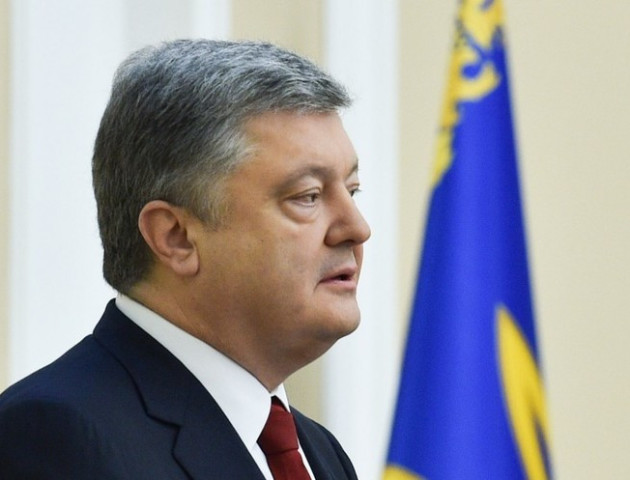 Порошенко хоче підвищити мінімальну зарплату до 4100 грн у наступному році