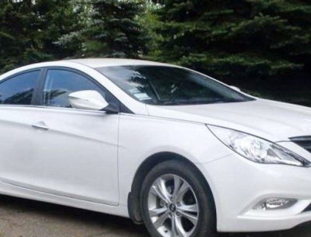 Луцькі поліцейські шукають білу «Hyundai Sonata», яка збила хлопця