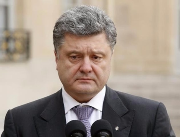 Президент України почав візит Волинню з Луцького військового аеродрому