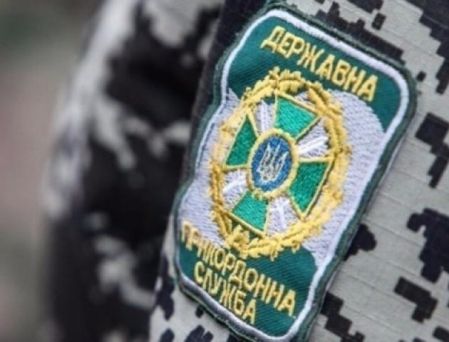 З України до Білорусі незаконно намагалися перевезти зброю
