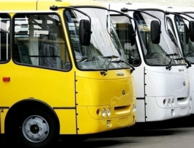 Лучани продовжують нарікати на роботу маршруток