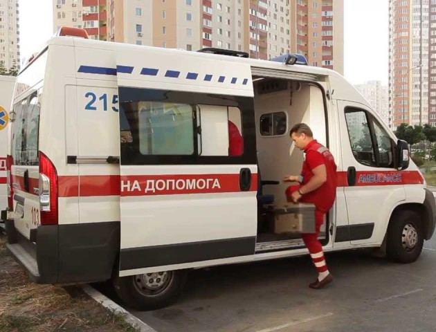 Маленький лучанин розбив голову, впавши з самокату
