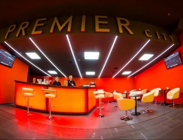 У «Premier City» - тихий сеанс мультика «Тачки 3»*