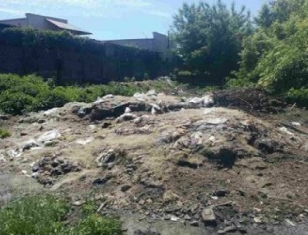 Луцьке підприємство, яке скидало тваринні рештки серед міста, оштрафували на 850 гривень