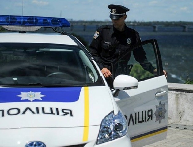 Цієї ночі у Луцьку двоє водіїв тікали від патрульних