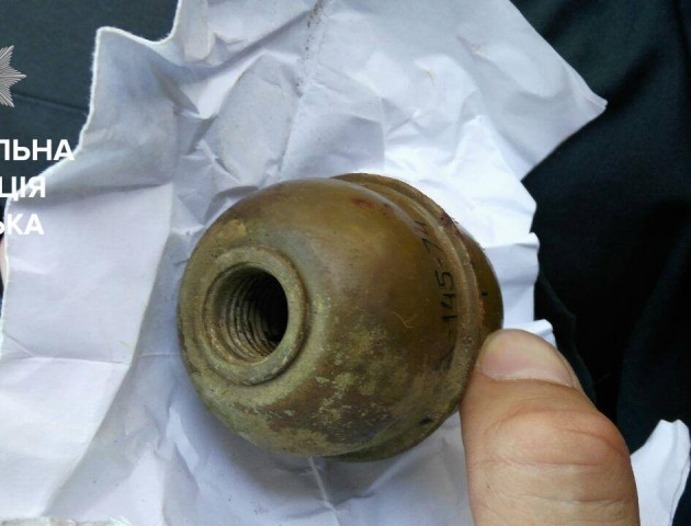 У луцькій водоймі знайшли розібрану гранату