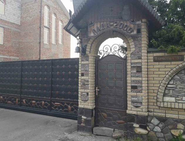 Муніципали виявили ще одну ймовірну причину смороду у Луцьку
