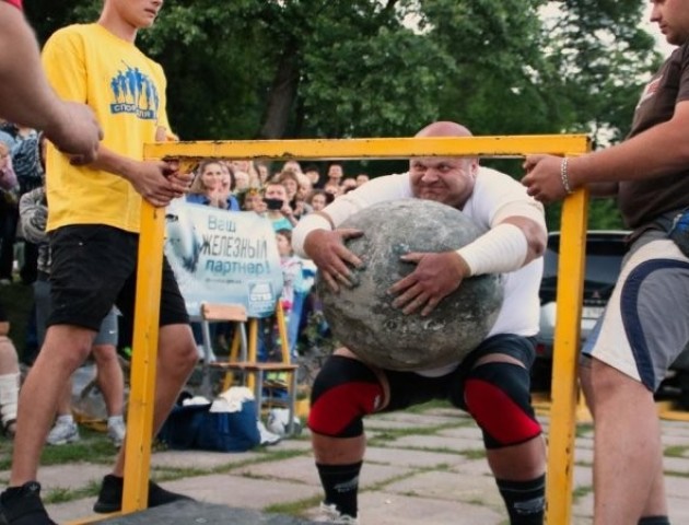«Козацькі розваги – 2017»:  волинські богатирі здобули «срібло»