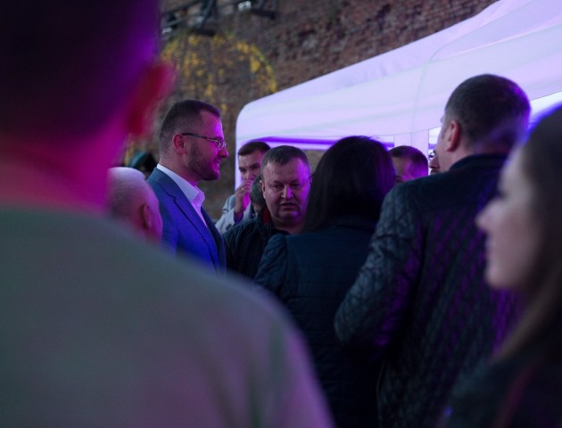 Що Ігор Поліщук отримав у подарунок від колег на «Ночі у Луцькому замку»