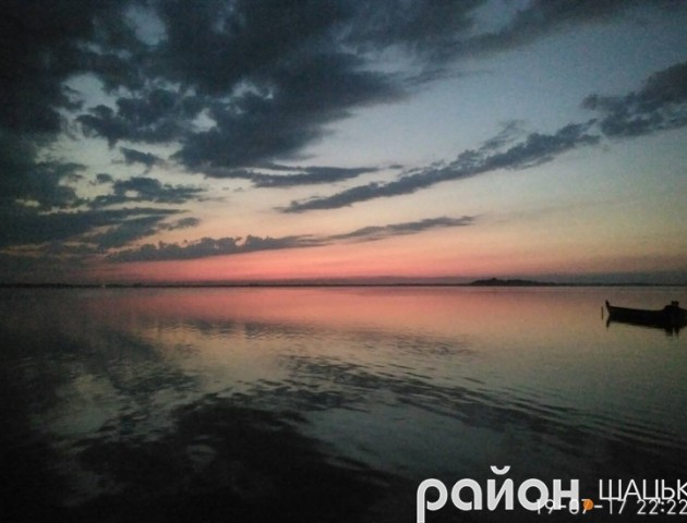 Краса Світязя у вечірню пору. Фото