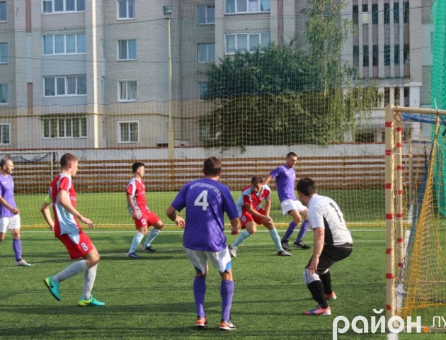 Перемога «зіркового десанту»: як у Луцьку відбувалося футзальне «Свято друзів»