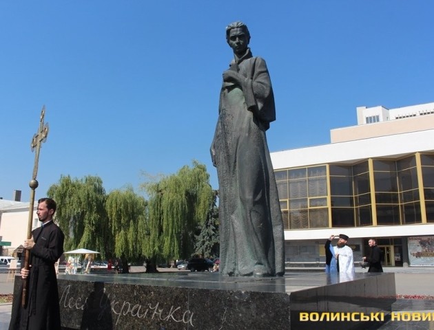 У Луцьку декламували вірші Лесі Українки: як це було