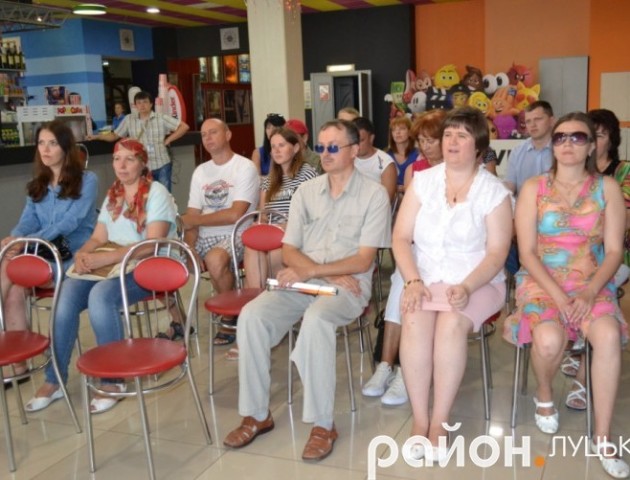 Адреналін Сіті: незрячі змогли «побачити» фільм