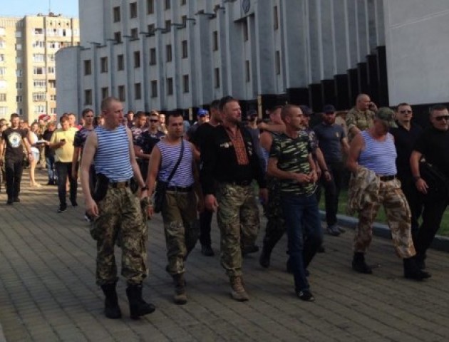«Владо, наведи порядок у Луцьку!»: повний текст звернення АТОвців з приводу ситуації у Луцьку