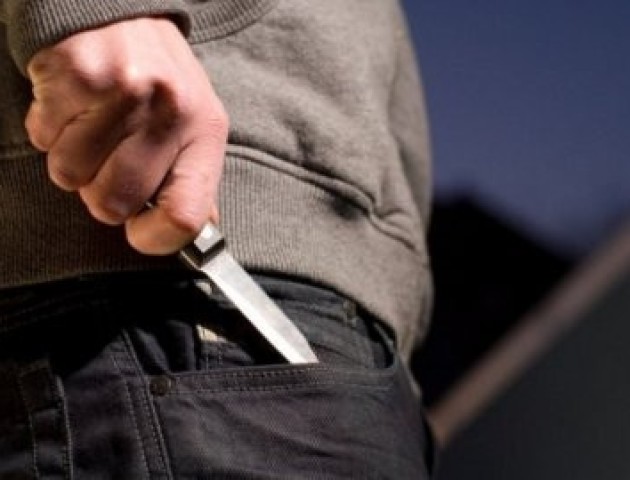 Нічна бійка закінчилась трагедією: мешканець Рівненщини ножем вбив молодого лучанина