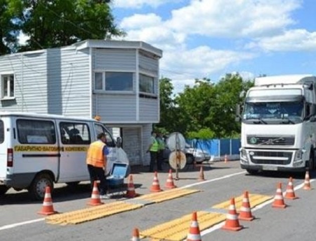 На дорогах України вводять додаткові пости контролю автомобілів