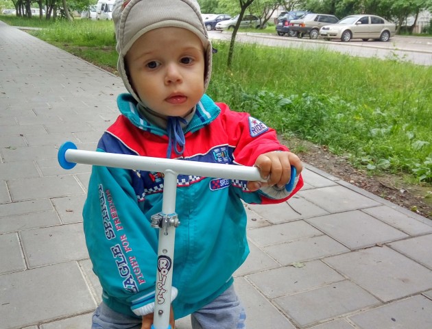 Дворічному лучанину потрібна допомога