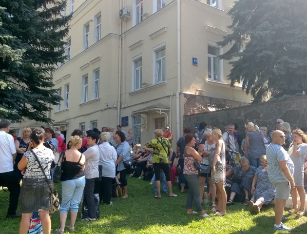 Майже 500 торгових точок на Старому ринку можуть знести