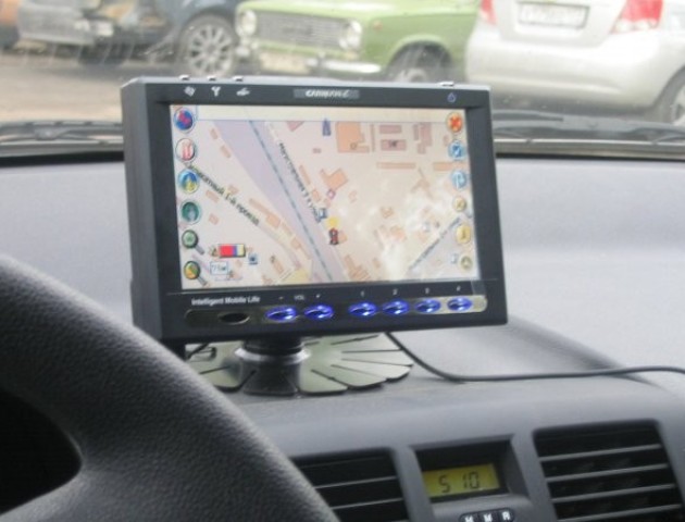 Лучани скаржаться на вимкнені GPS-навігатори в маршрутках