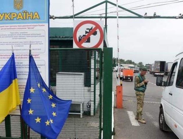 Кому загрожують величезні штрафи за нерозмитнені автівки