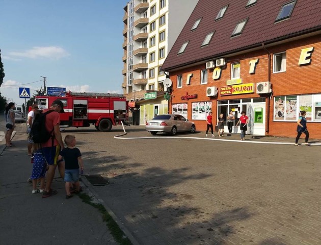 В Луцьку на вулиці Теремнівській задимівся магазин