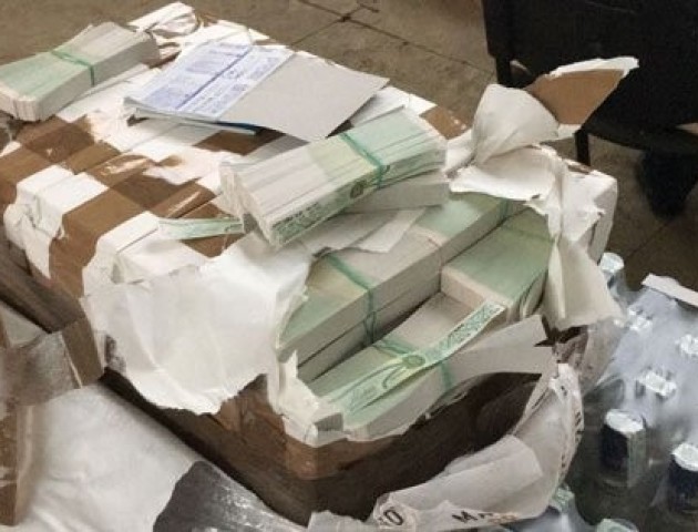 КОРД та спецпризначенці виявили «перевалочну базу» фальсифікату на Волині