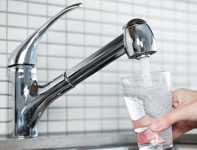 Які хвороби може викликати вода з крану: відповідь вчених