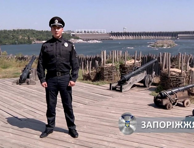 Поліцейські з різних куточків країни привітали Україну з 26-річчям. ВІДЕО