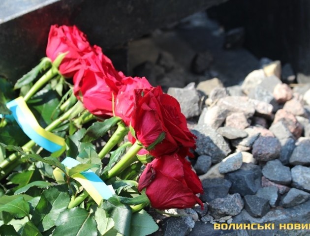 Мітинг-реквієм у Луцьку до 75-ї річниці єврейської трагедії