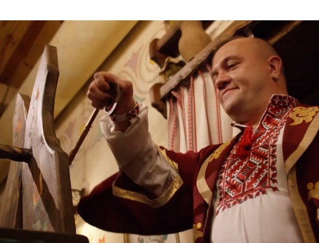 Опублікували фото зйомок Волинського народного хору у фільмі «Слуга народу-2»