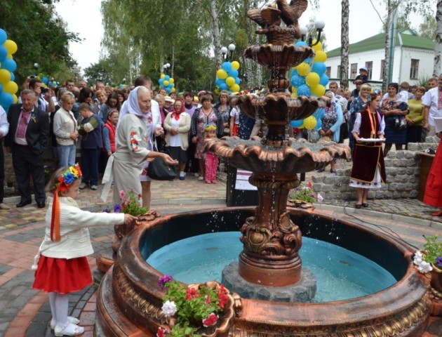 Фермерське господарство на Черкащині перетворило село у європейське передмістя