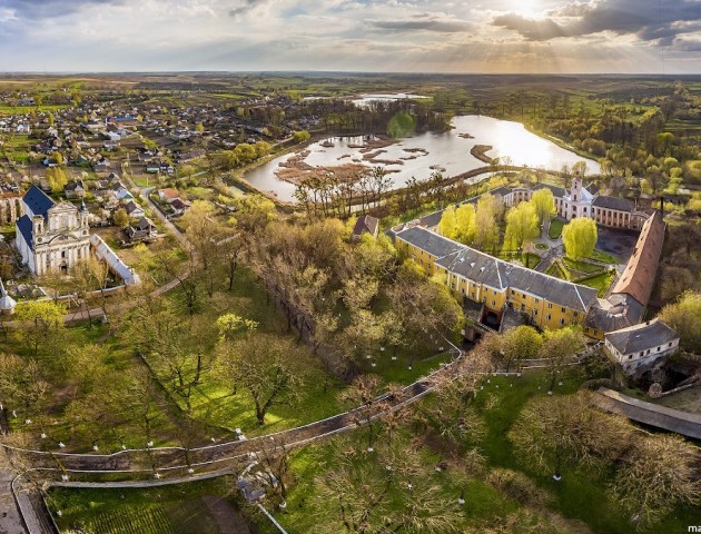 Вражаючі фото Олики з висоти пташиного польоту