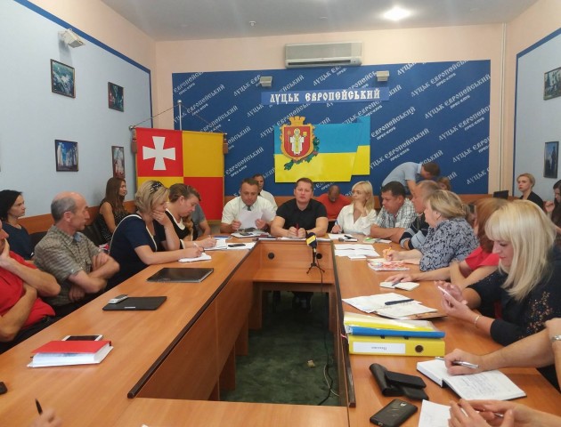 Реєстрація чи конфіскація по-луцьки: підприємцям Старого ринку поставили ультиматум