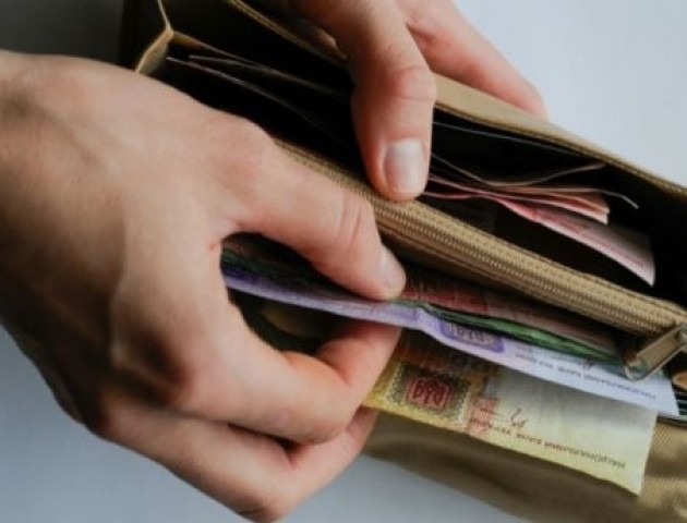 У 2018 році українцям обіцяють ще вищі зарплати: назвали новий розмір мінімалки